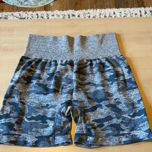 NVGTN dupes from Amazon for the Camo shorts